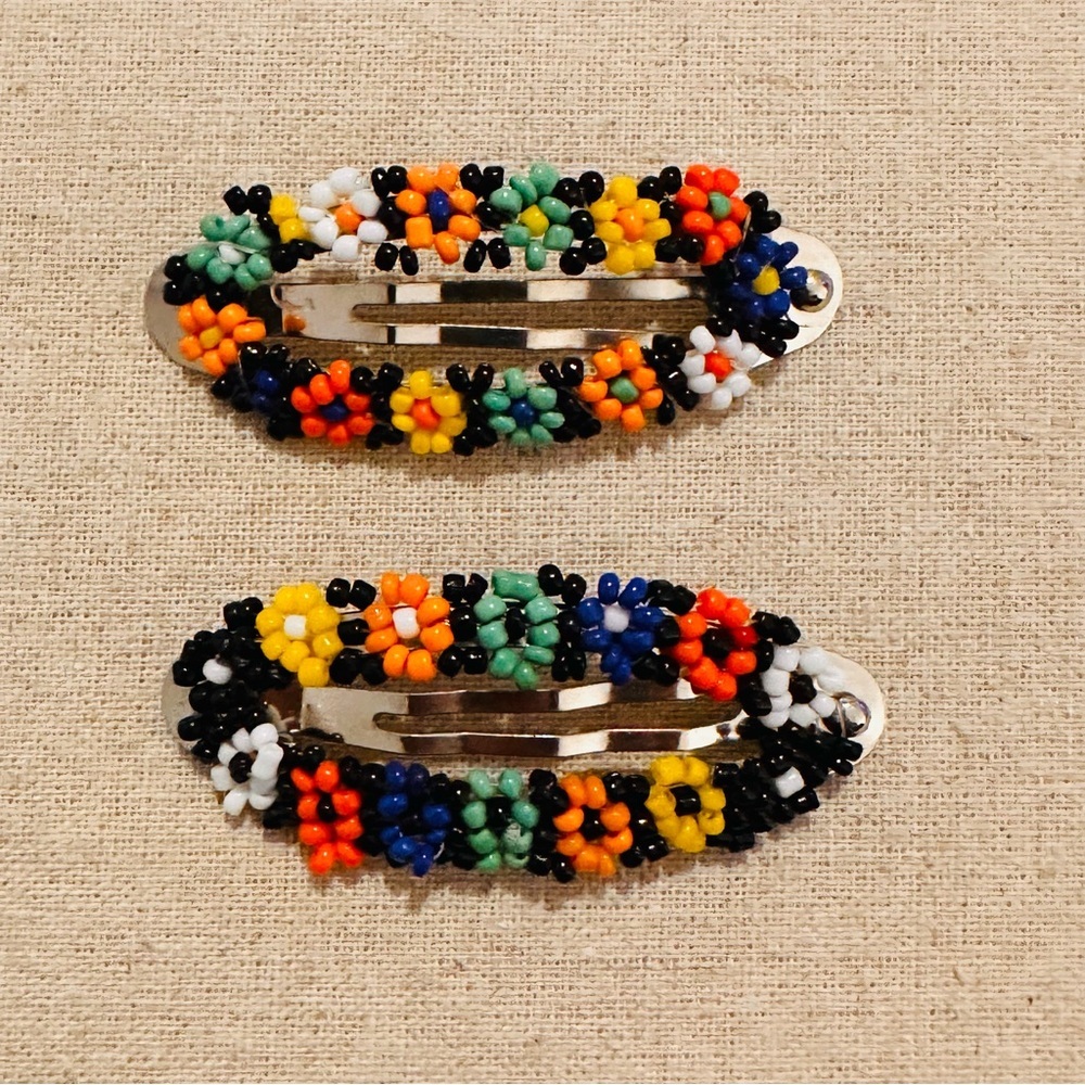 Boutique | Hair Barrettes | Daisy Beaded Barrettes II